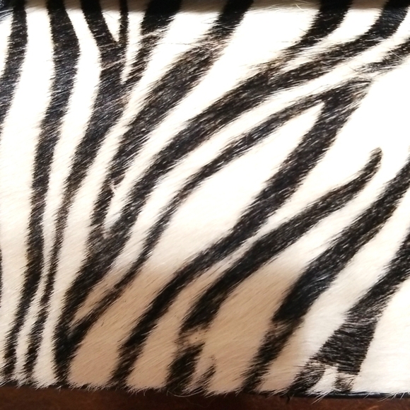 Pelle studio leather bag, Medium, zipper on top ,front pocket magnetic button. - Picture 2 of 11